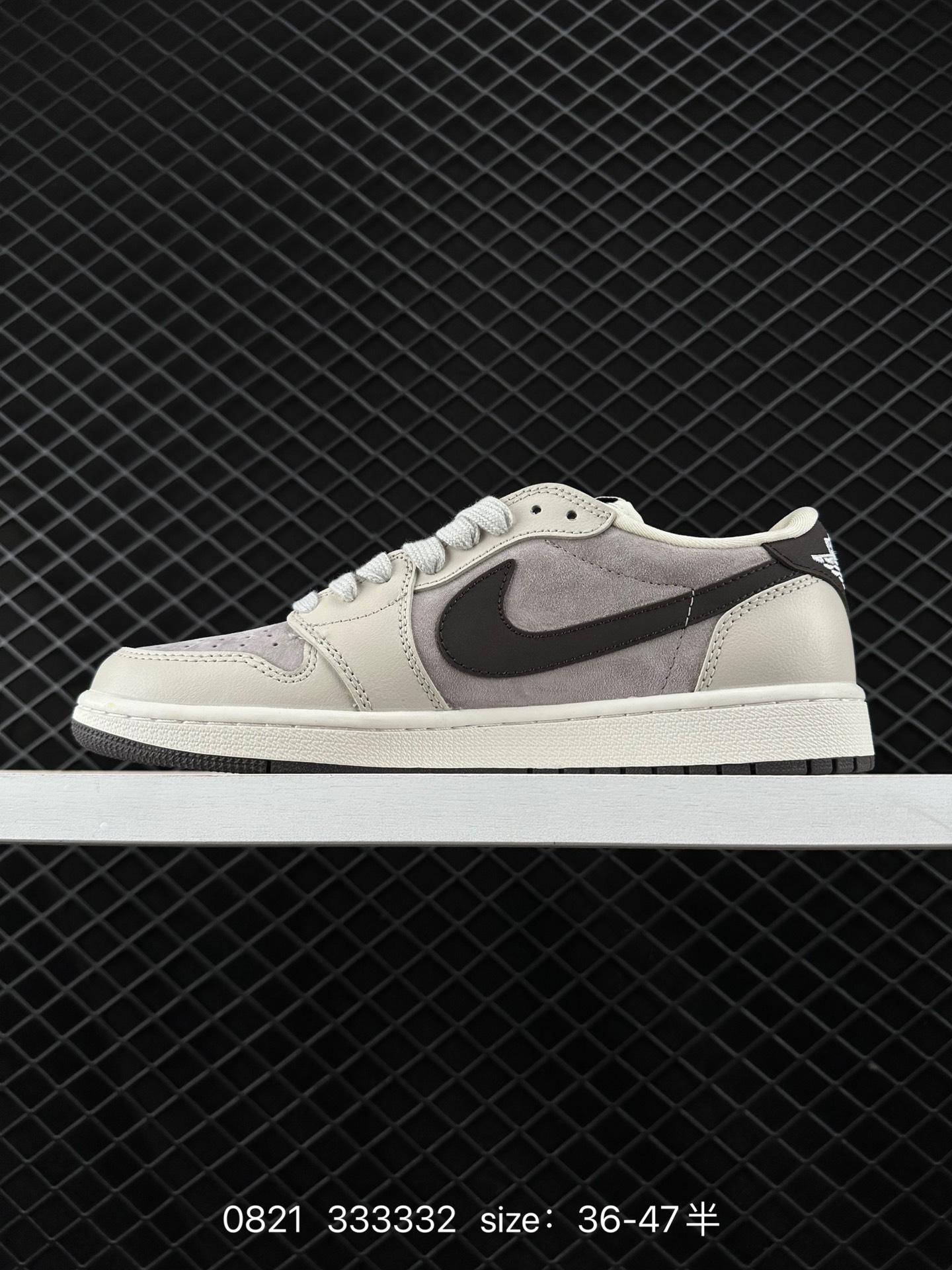 Travis Scott x Air Jordan 1 ”Reverse Mocha “